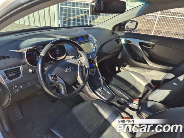 Hyundai Avante (MD) M16 GDI Avenue 2013 — фото 16