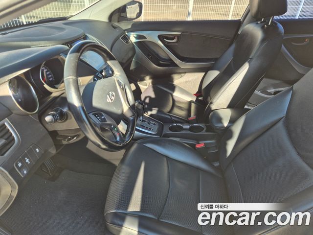 Hyundai Avante (MD) M16 GDI Avenue 2013 — фото 17