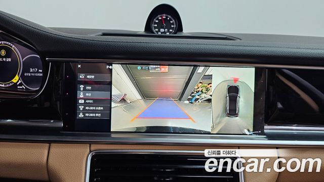Porsche Panamera (971) 3.0 AWD 2018 — фото 16