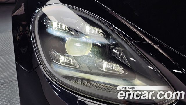 Porsche Panamera (971) 3.0 AWD 2018 — фото 22