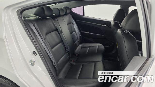 Hyundai Avante (AD) 1.6 GDI Modern 2016 — фото 11