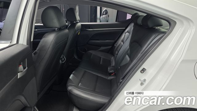 Hyundai Avante (AD) 1.6 GDI Modern 2016 — фото 12