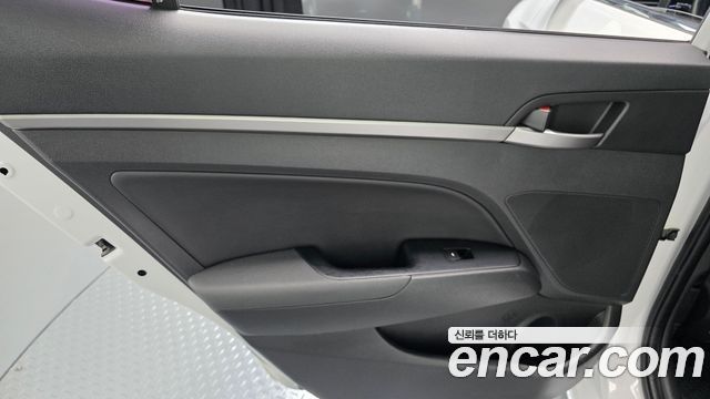 Hyundai Avante (AD) 1.6 GDI Modern 2016 — фото 25