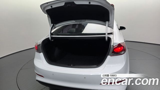 Hyundai Avante (AD) 1.6 GDI Modern 2016 — фото 30
