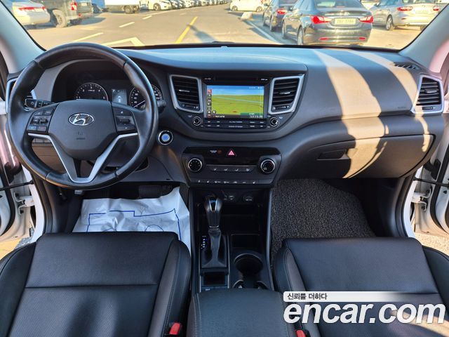 Hyundai Tucson Diesel 1.7 2WD Style Fever 2017 — фото 15