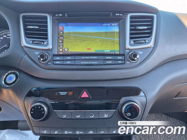 Hyundai Tucson Diesel 1.7 2WD Style Fever 2017 — фото 16