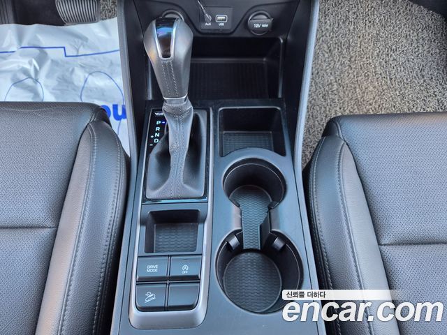 Hyundai Tucson Diesel 1.7 2WD Style Fever 2017 — фото 17