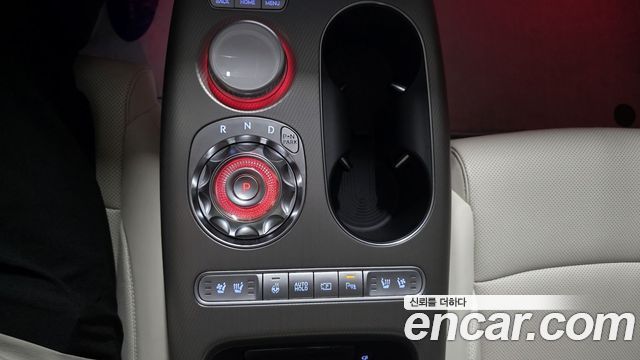 Genesis GV60 Standard AWD 2023 — фото 9