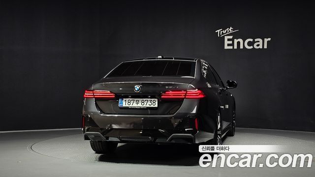 BMW 5 Series (G60) 520i M Sport 2025 — фото 4