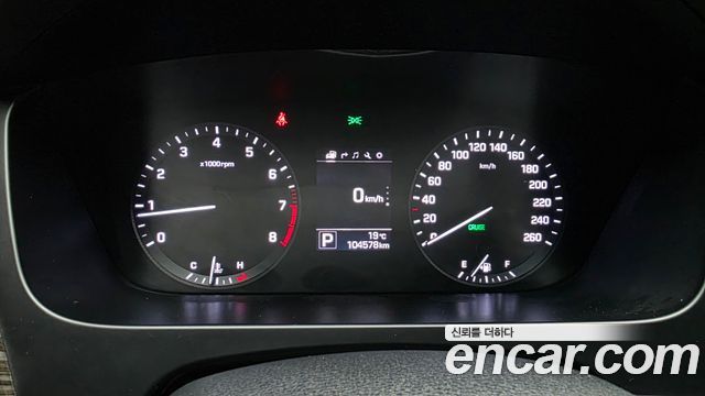 Hyundai Sonata (LF) 2.0 Smart 2015 — фото 8