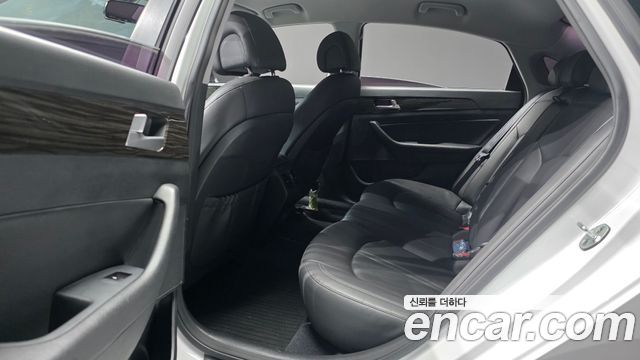 Hyundai Sonata (LF) 2.0 Smart 2015 — фото 12