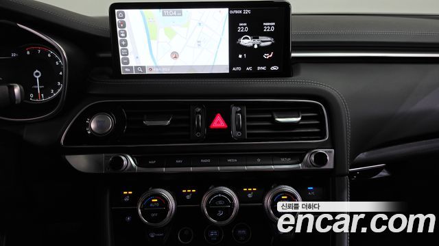 Genesis G70 Gasoline 2.0T 2WD 2022 — фото 12