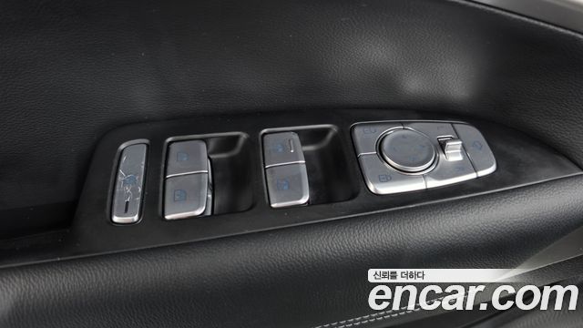 Genesis G70 Gasoline 2.0T 2WD 2022 — фото 29
