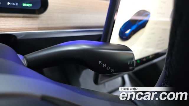 Tesla Model Y Long Range AWD 2024 — фото 9