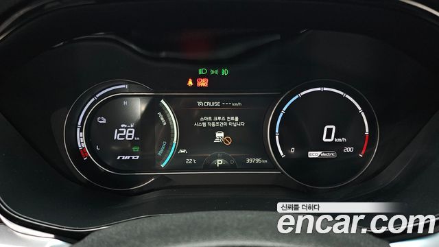 Kia Niro EV Noblesse 2022 — фото 8