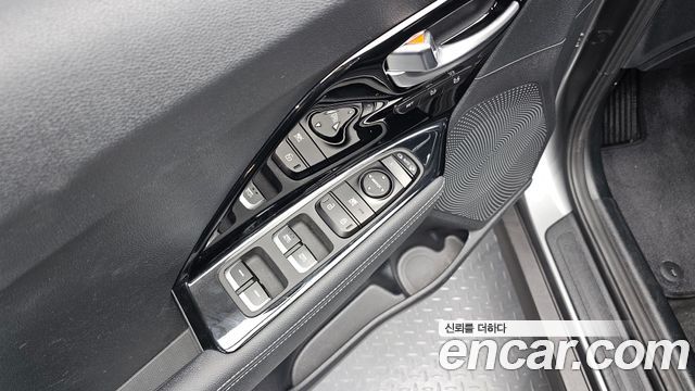 Kia Niro EV Noblesse 2022 — фото 13