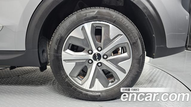 Kia Niro EV Noblesse 2022 — фото 21
