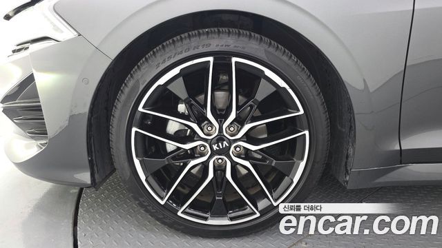 Kia K5 (III) 1.6 Turbo Signature 2021 — фото 5
