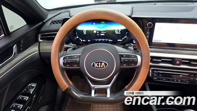 Kia K5 (III) 1.6 Turbo Signature 2021 — фото 13
