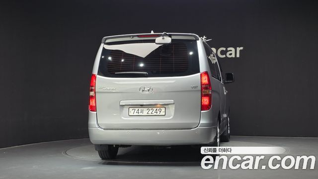 Hyundai Grand Starex Wagon 12-Seater Modern 2018 — фото 4