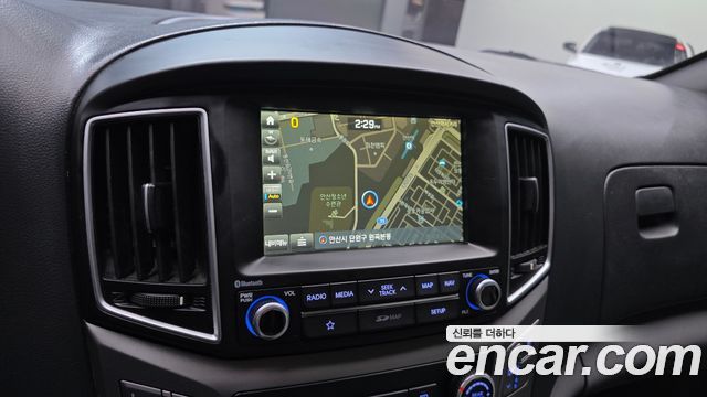 Hyundai Grand Starex Wagon 12-Seater Modern 2018 — фото 21