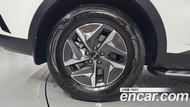 Kia Sorento (IV) HEV 1.6 2WD Noblesse 2023 — фото 21