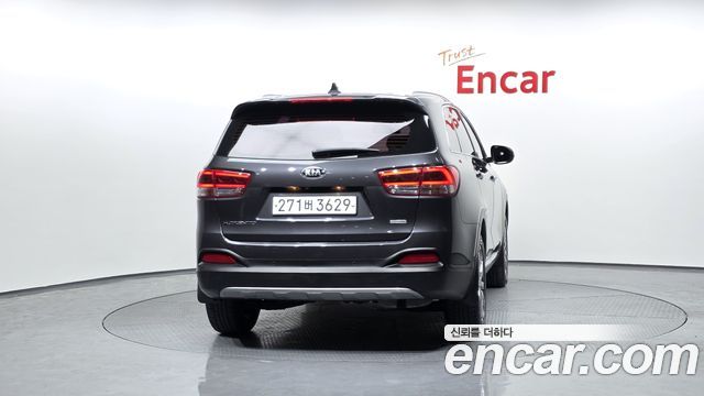 Kia Sorento Diesel 2.0 2WD Prestige 2017 — фото 4