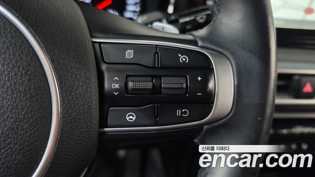 Kia K5 (III) 2.0 Prestige 2022 — фото 16