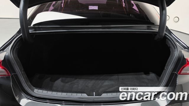 Kia K5 (III) 2.0 Prestige 2022 — фото 18