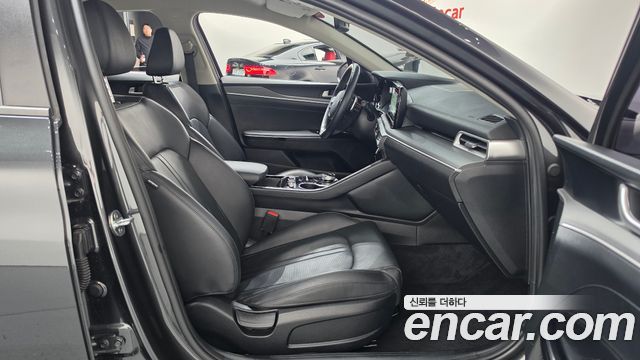 Kia K5 (III) 2.0 Prestige 2022 — фото 26