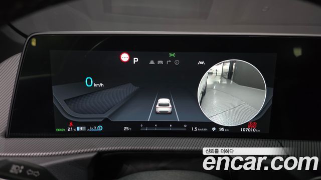 Kia EV6 Long Range 4WD GT Line 2023 — фото 8