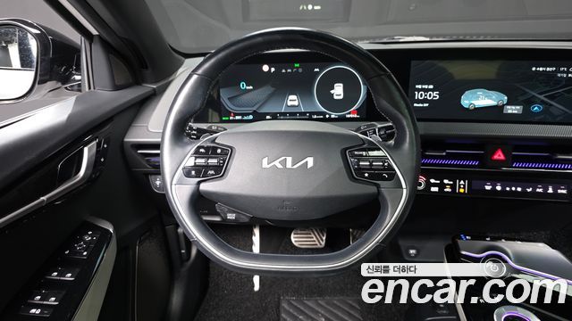 Kia EV6 Long Range 4WD GT Line 2023 — фото 13