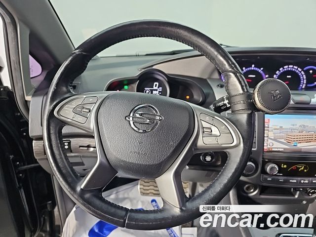 KG Mobility (SsangYong) Korando Turismo 4WD TX 9-seater 2017 — фото 7