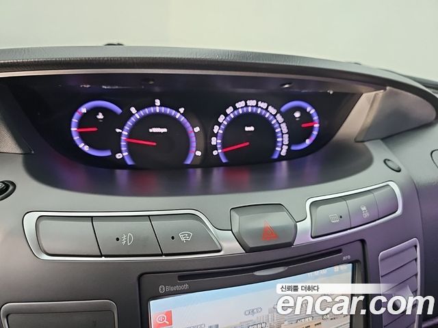 KG Mobility (SsangYong) Korando Turismo 4WD TX 9-seater 2017 — фото 17