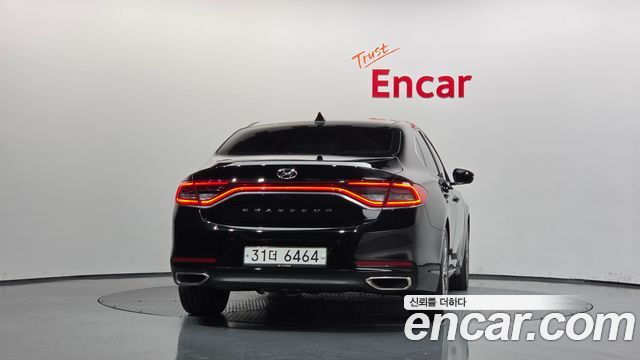 Hyundai Grandeur (IG) 3.0 Exclusive Special 2018 — фото 4