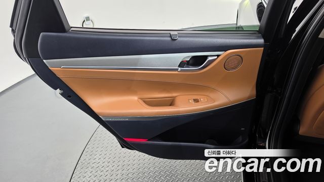 Hyundai Grandeur (IG) 3.0 Exclusive Special 2018 — фото 25
