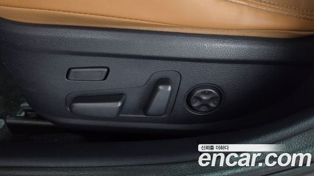 Hyundai Grandeur (IG) 3.0 Exclusive Special 2018 — фото 32