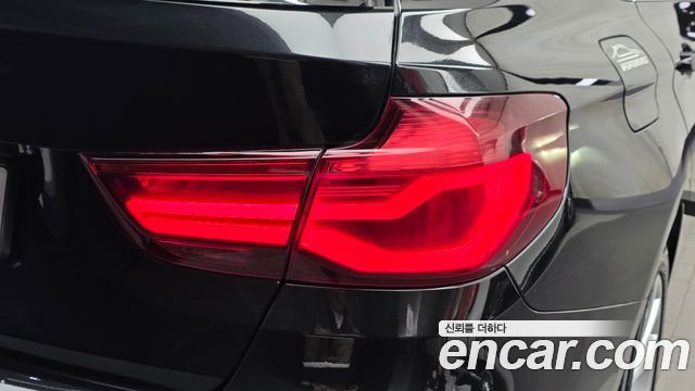 BMW 3 Series GT (F34) GT 320d Premium 2020 — фото 23