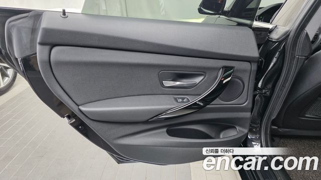BMW 3 Series GT (F34) GT 320d Premium 2020 — фото 25