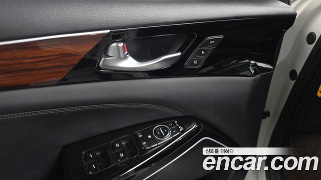 Kia K7 2.4 GDI Limited Edition 2017 — фото 29