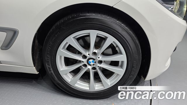 BMW 3 Series GT (F34) GT 320d 2020 — фото 21