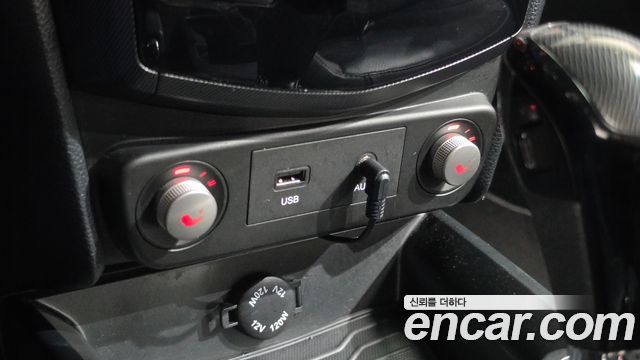 KG Mobility (SsangYong) Tivoli VX 2WD 2017 — фото 12
