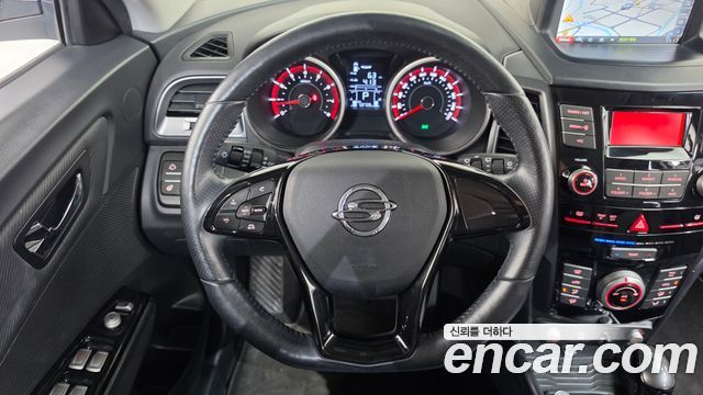 KG Mobility (SsangYong) Tivoli VX 2WD 2017 — фото 15