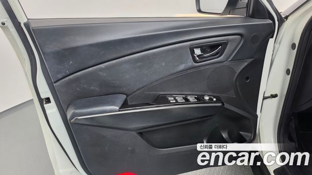 KG Mobility (SsangYong) Tivoli VX 2WD 2017 — фото 24