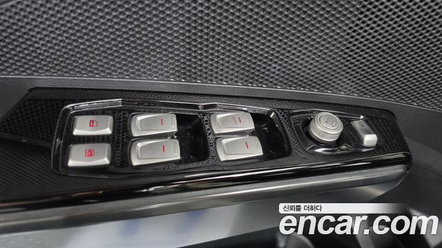 KG Mobility (SsangYong) Tivoli VX 2WD 2017 — фото 30