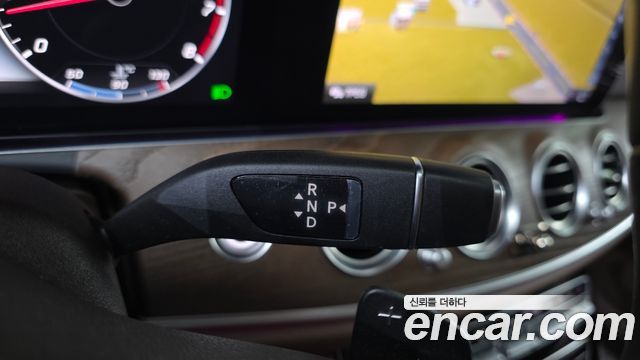 Mercedes-Benz E-Class (W213) E300 4MATIC Exclusive 2020 — фото 9