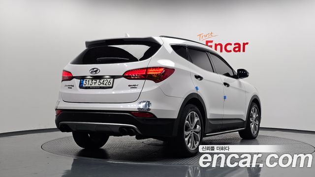 Hyundai Santa Fe (DM) Diesel(e-VGT) 2.2 4WD Exclusive Special 2015 — фото 2