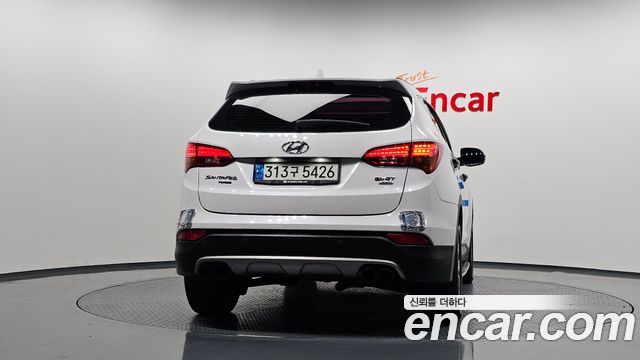 Hyundai Santa Fe (DM) Diesel(e-VGT) 2.2 4WD Exclusive Special 2015 — фото 4