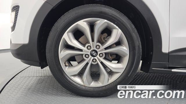 Hyundai Santa Fe (DM) Diesel(e-VGT) 2.2 4WD Exclusive Special 2015 — фото 5