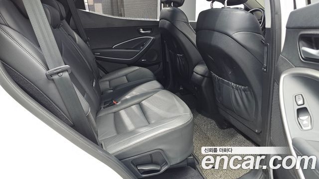 Hyundai Santa Fe (DM) Diesel(e-VGT) 2.2 4WD Exclusive Special 2015 — фото 11